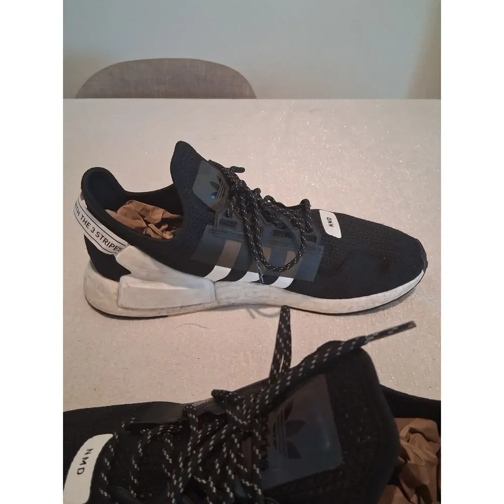 adidas NMD R1 V2 Core Black White Men's Size 14 Sneakers FV9021 Running Shoes